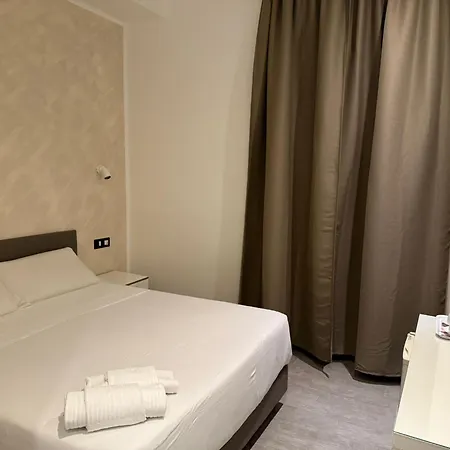 瑞拉斯美露拉纳旅馆 招待所 罗马