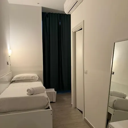 瑞拉斯美露拉纳旅馆 3*